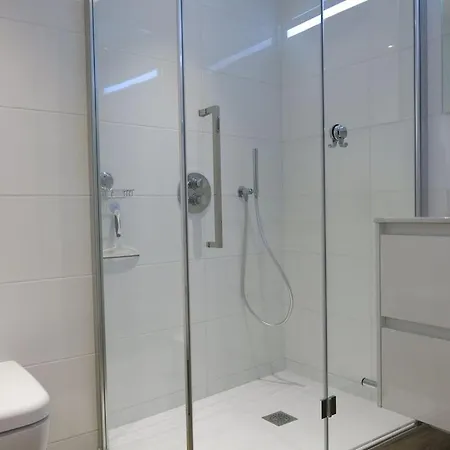 Tulipe Maison Hyper Centre 3pers Et Sa Cour Au Calme Avec Wifi *