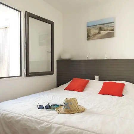 Tulipe Maison Hyper Centre 3pers Et Sa Cour Au Calme Avec Wifi Holiday home *